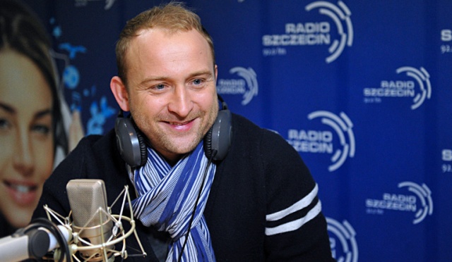 Skandynawski kryminał Karaluchy Jo Nesbo na żywo w Radiu Szczecin. Premiera audiobooka w gwiazdorskiej obsadzie już w poniedziałek wieczorem w studiu koncertowym S-1 im. Jana Szyrockiego.