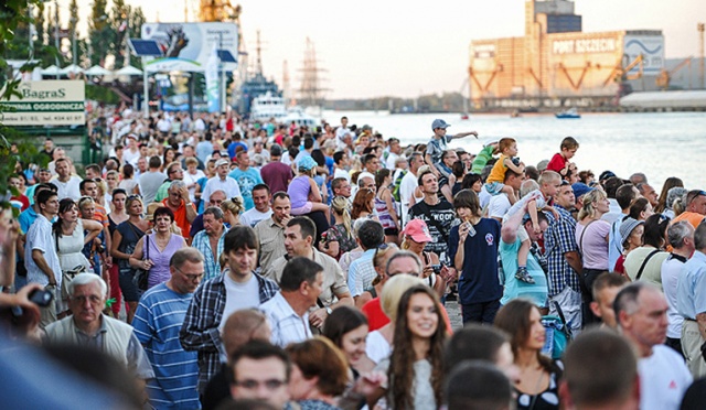 W ubiegłym roku na Pomorzu Zachodnim przyjechało o czterysta tysięcy osób mniej niż dwa lata temu - tak wynika z najnowszego raportu Ministerstwa Sportu i Turystyki.