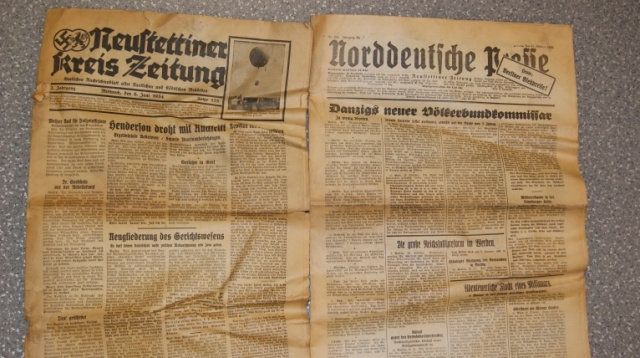 Dziesięć historycznych gazet, z lat 30. XX wieku znaleźli pracownicy w trakcie remontu ratusza w Szczecinku.