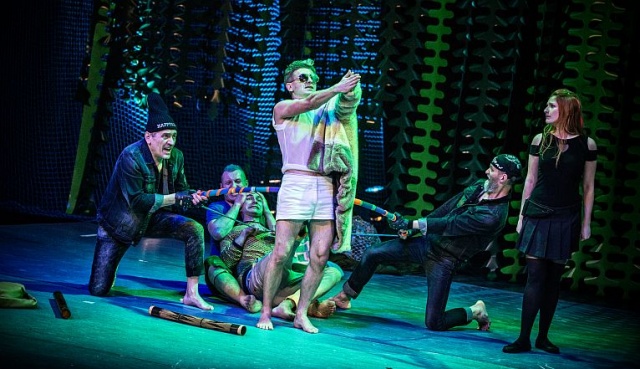 Piotruś Pan opowiedziany na nowo na deskach Teatru Współczesnego w Szczecinie.