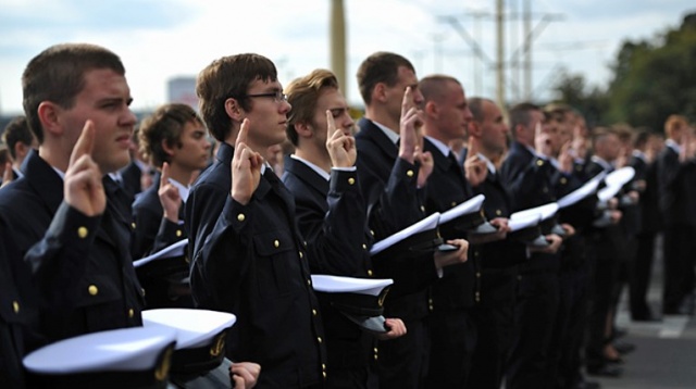 Studenci Akademii Morskiej w Szczecinie będą mieć praktyki w Zespole Elektrowni Dolna Odra. W czwartek uczelnia podpisała porozumienie w tej sprawie z podgryfińskim zakładem.