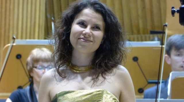 Nie klasyka, a awangarda gościła w piątek wieczorem w Filharmonii Szczecińskiej. Wystąpiła śpiewaczka i kompozytorka Agata Zubel.