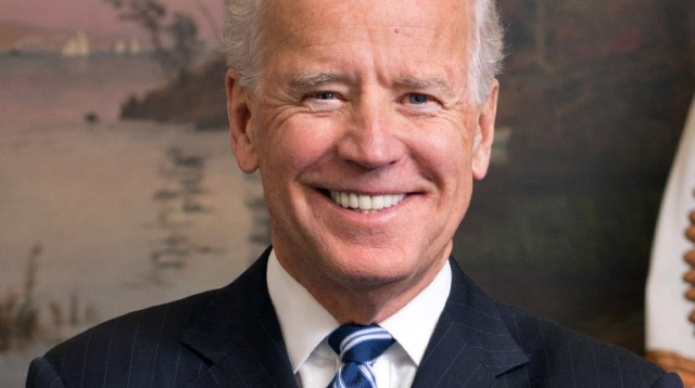 Wiceprezydent Stanów Zjednoczonych John Biden podczas swojej wizyty w Bukareszcie ostrzegł Kreml przed pokusami zakłócenia niedzielnych wyborów na Ukrainie.