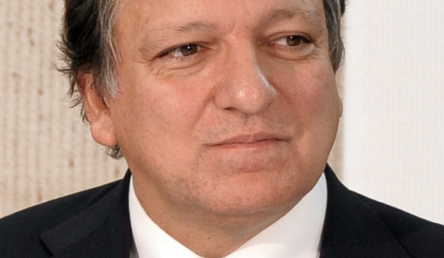 Rosja nie jest już członkiem demokratycznego klubu - tak podczas szczytu G7 powiedział szef Komisji Europejskiej Jose Manuel Barroso.