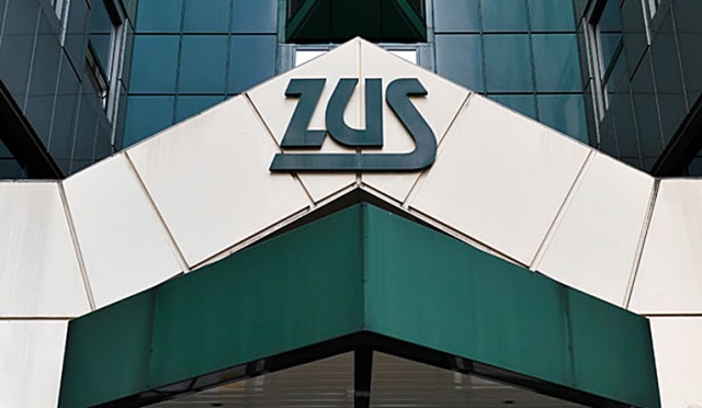 Trzy godziny dłużej będą pracować w czwartek oddziały Zakładu Ubezpieczeń Społecznych w całej Polsce - informują pracownicy ZUS.