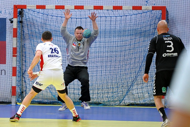 Piłkarze ręczni drużyny GAZ-SYSTEM Pogoń Szczecin zajęli czwarte miejsce w towarzyskim turnieju Szczypiorno Cup zakończonym w Kaliszu.