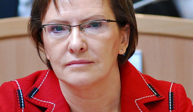 Choć krytykował brak przygotowania na ebolę w Polsce, będzie pierwszym, który pomoże w walce o jej powstrzymanie - tak o słowach prof. Andrzeja Horbana mówiła szefowa polskiego rządu, Ewa Kopacz.