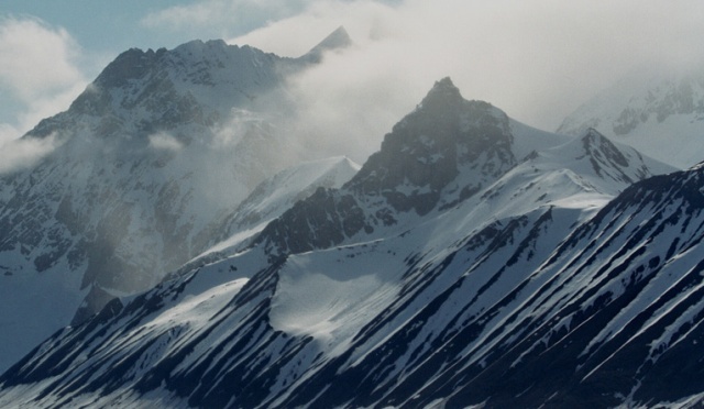 Dwunastu Polaków ma zamiar wybrać się na Spitsbergen, największą wyspę Norwegii.