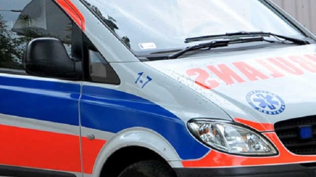 W jednorodzinnym domu w Warszawie od wybuchu petardy zginęła jedna osoba, a dwie inne trafiły do szpitala.