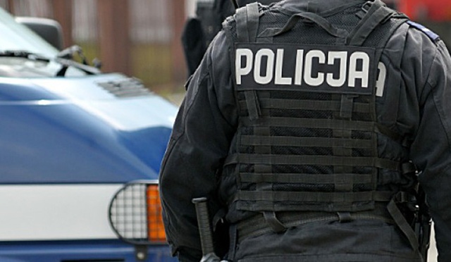 Policjanci z Tarnowskich Gór zatrzymali bandytę, który skatował 22-latka. Udało się go zatrzymać, dzięki zeznaniom poszkodowanego.