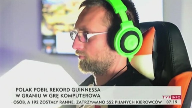 Polak ustanowił rekord Guinnessa w ciągłym graniu na komputerze. Rekordzistą jest Hubert Gordon Blejch z Poznania.