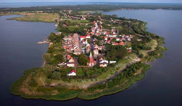 Nowe Warpno jest najdynamiczniej rozwijającą się gminą miejsko-wiejską w kraju. To wyniki rankingu Wydziału Administracji i Nauk Społecznych Politechniki Warszawskiej oraz Fundacji Polskiego Godła Promocyjnego Teraz Polska.