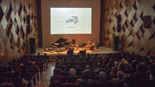 Polsko - japońsko - amerykański kwintet jazzowy wystąpił w prestiżowym Yamaha Ginza Hall. Koncert poprzedziła premiera filmu autorstwa dziennikarzy Radia Szczecin.