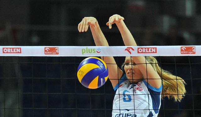 W wyjazdowym meczu we Wrocławiu Chemiczki wygrały z tamtejszym Impelem 3:0, w setach 23:25, 21:25, 19:25.