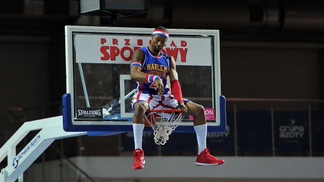 Harlem Globetrotters w Azoty Arenie. Fot. Łukasz Szełemej [Radio Szczecin] Koszykarskie show z Ameryki w Szczecinie [ZDJĘCIA, WIDEO]