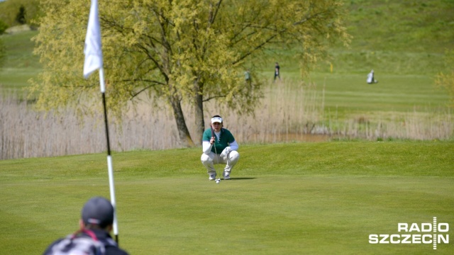 Zawody odbywają się na polach Binowo Park Golf Club. Fot. Jarosław Gaszyński [Radio Szczecin] Golfowa majówka na polu w Binowie [ZDJĘCIA]