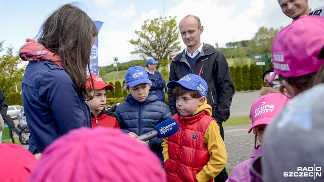 Najstarszy profesjonalny turniej golfowy w Polsce - Floating Garden Szczecin Open - wystartował w Binowie. Fot. Jarosław Gaszyński [Radio Szczecin] Golfiści zjechali do Binowa. Rusza Floating Garden Szczecin Open [ZDJĘCIA]