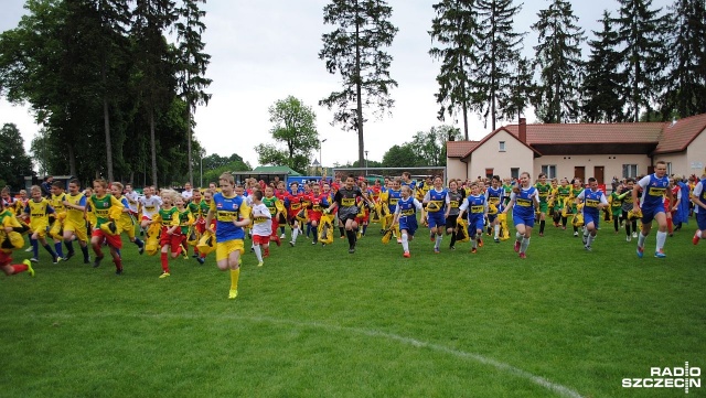 Ostatnie eliminacje do mini mundialu rozpoczęły się w Kaliszu Pomorskim. Fot. Piotr Sikora [Radio Szczecin] Wielki finał mundialu coraz bliżej [ZDJĘCIA]