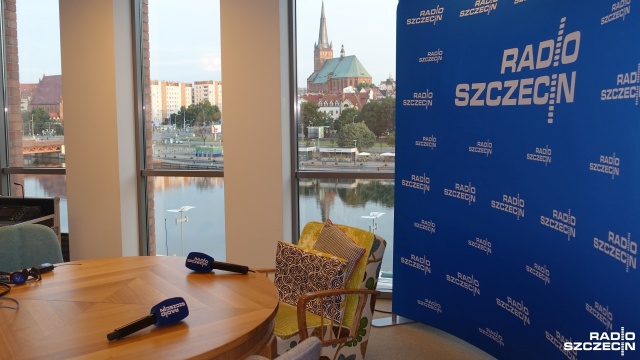 Radio Szczecin w siedzibie Home.pl. Fot. Katarzyna Nesterowicz [Radio Szczecin] Z wizytą u specjalistów od działania sieci internetowej [DUŻO ZDJĘĆ, WIDEO]