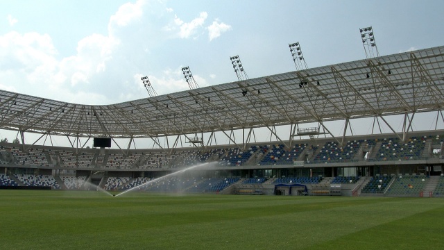 Stadion w Bielsku-Białej. Fot. Tobiasz Madejski [Radio Szczecin] Jak budują stadiony w Bielsku-Białej i Zabrzu? [WIDEO, ZDJĘCIA]