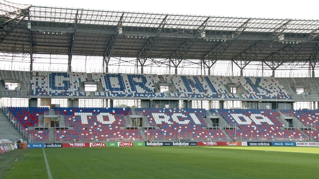 Stadion w Zabrzu. Fot. Radio Szczecin Jak budują stadiony w Bielsku-Białej i Zabrzu? [WIDEO, ZDJĘCIA]