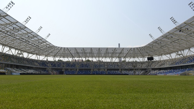 Stadion w Bielsku-Białej. Fot. Tobiasz Madejski [Radio Szczecin] Jak budują stadiony w Bielsku-Białej i Zabrzu? [WIDEO, ZDJĘCIA]