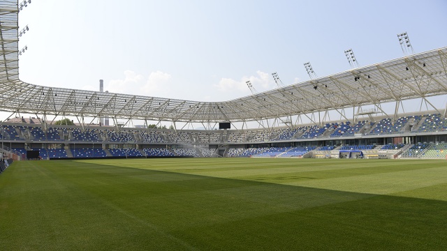 Stadion w Bielsku-Białej. Fot. Tobiasz Madejski [Radio Szczecin] Jak budują stadiony w Bielsku-Białej i Zabrzu? [WIDEO, ZDJĘCIA]