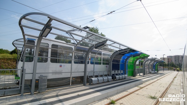 Pierwszy przejazd Tatry po trasie Szczecińskiego Szybkiego Tramwaju. Fot. Konrad Nowak [Radio Szczecin] Pierwszy przejazd Szczecińskiego Szybkiego Tramwaju [WIDEO - TIMELAPSE, ZDJĘCIA]