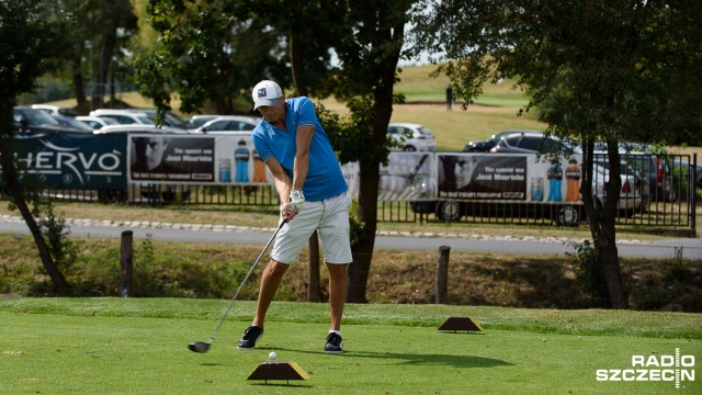 Ponad 200 zawodników weźmie udział w rozpoczynającym się krajowym finale rozgrywek World Golfers Amator Championship. Fot. Konrad Nowak [Radio Szczecin] Najlepsi golfiści amatorzy zagrają w Binowie [WIDEO, ZDJĘCIA]