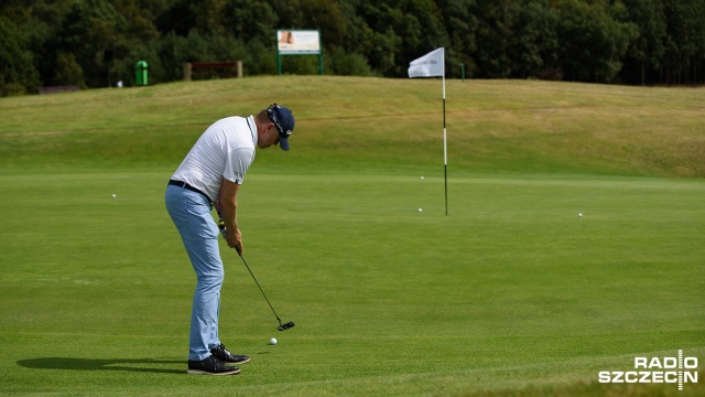 Ponad 200 zawodników weźmie udział w rozpoczynającym się krajowym finale rozgrywek World Golfers Amator Championship. Fot. Konrad Nowak [Radio Szczecin] Najlepsi golfiści amatorzy zagrają w Binowie [WIDEO, ZDJĘCIA]