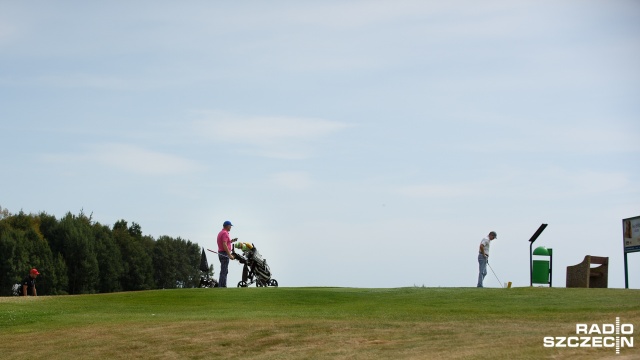 Ponad 200 zawodników weźmie udział w rozpoczynającym się krajowym finale rozgrywek World Golfers Amator Championship. Fot. Konrad Nowak [Radio Szczecin] Najlepsi golfiści amatorzy zagrają w Binowie [WIDEO, ZDJĘCIA]