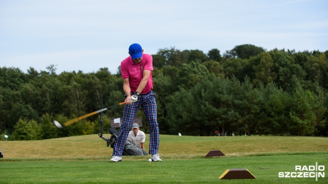 Ponad 200 zawodników weźmie udział w rozpoczynającym się krajowym finale rozgrywek World Golfers Amator Championship. Fot. Konrad Nowak [Radio Szczecin] Najlepsi golfiści amatorzy zagrają w Binowie [WIDEO, ZDJĘCIA]