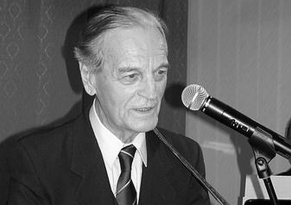 Zmarł Zbigniew Kurtycz, piosenkarz, gitarzysta i kompozytor - podało TVP Info. Miał 95 lat.