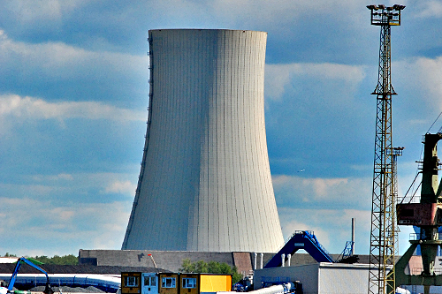 Rosja wybuduje elektrownie jądrową pod piramidami - podaje Rzeczpospolita.