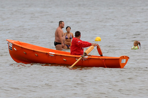 Stu ratowników poszukiwanych. Zachodniopomorskie Wodne Ochotnicze Pogotowie Ratunkowe ogłasza nabór i zapewnia ochotnikom specjalne szkolenia.