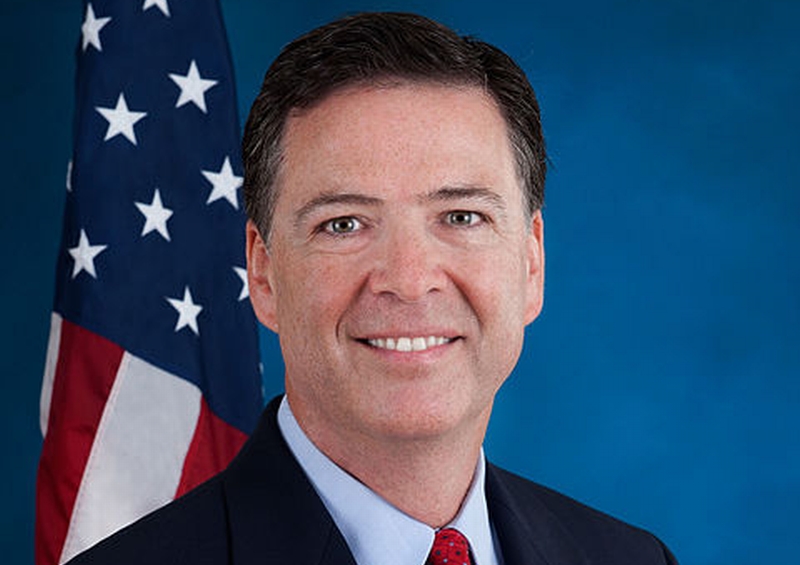 W Stanach Zjednoczonych ujawniono treść notatek Jamesa Comeya z rozmów z prezydentem Donaldem Trumpem. Wynika z nich, że prezydent USA wielokrotnie rozmawiał z byłym szefem FBI o tak zwanym rosyjskim śledztwie i przekonywał, że zarzuty pod jego adresem są bezpodstawne.