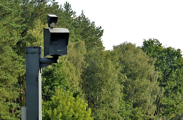 Straż Miejska, która rok temu straciła prawo do ich obsługi, proponuje oddanie sprzętu Głównemu Inspektoratowi Transportu Drogowego.