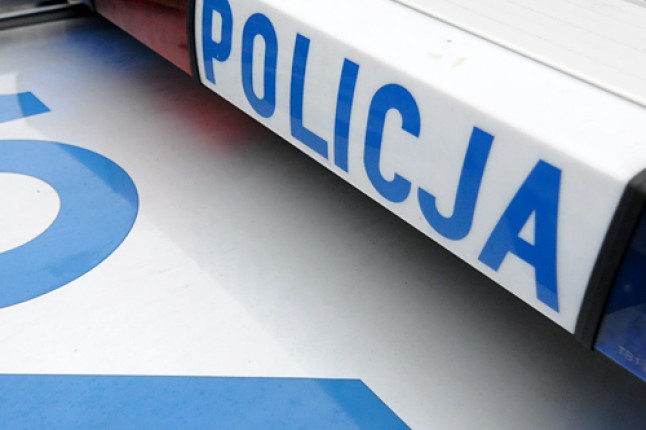 Zwłoki 90-latki w koszalińskim mieszkaniu znaleźli policjanci. Kobieta zmarła co najmniej dwa tygodnie temu.