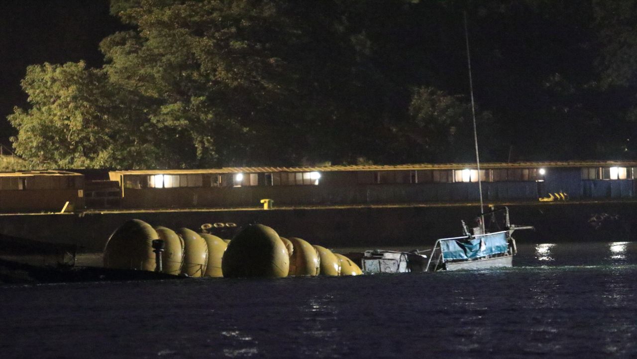 Podmuch wiatru o sile siedmiu stopni w skali Beuforta był przyczyną zatonięcia jachtu Down North niedaleko Świnoujścia. W wyniku tragedii zginęła jedna osoba.