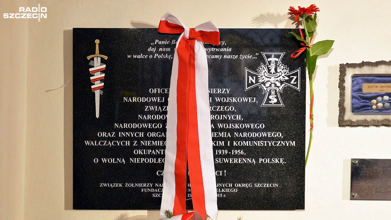 W sobotę w Warszawie odbywają się uroczystości upamiętniające powstanie Narodowych Sił Zbrojnych. NSZ były największą, zaraz po Armii Krajowej, formacją zbrojną w okupowanej Polsce.