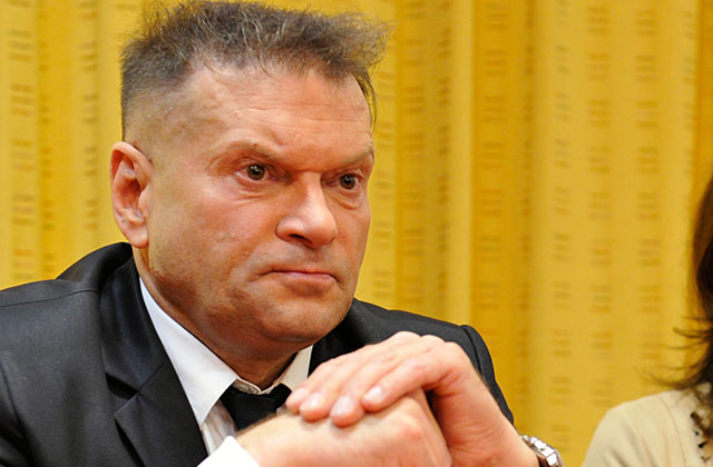 Poznański sąd wznowił proces Adama Z., oskarżonego o zabójstwo Ewy Tylman. W środę wezwał trzech świadków, w tym byłego detektywa Krzysztofa Rutkowskiego. Obrońca oskarżonego, mecenas Ireneusz Adamczak nie spodziewa się po tych zeznaniach przełomu w sprawie.