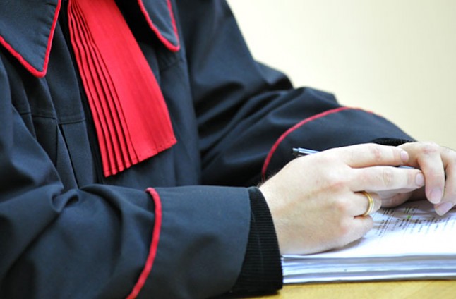 Prokuratura zbada internetowe komentarze dotyczące muzułmanki, która w specjalnym stroju kąpała się w koszalińskim Parku Wodnym.
