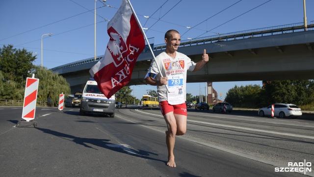 Fot. Jarosław Gaszyński [Radio Szczecin] Szczecinianie zwycięzcami maratonu w Szczecinie [WIDEO, DUŻO ZDJĘĆ]