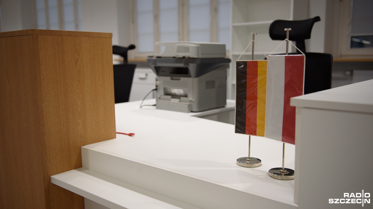 Urzędnik zapłaci za swój błąd - ale to nie jest systemowe rozwiązanie problemu, mówili goście audycji Radio Szczecin na Wieczór.