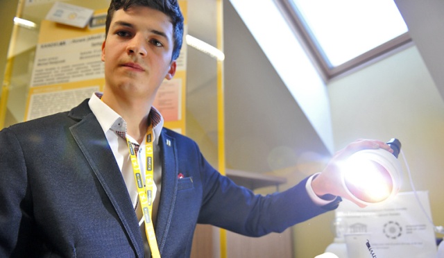 Co kryje się w umysłach młodych wynalazców - szczeciński Technopark Pomerania aż kipi od pomysłów.