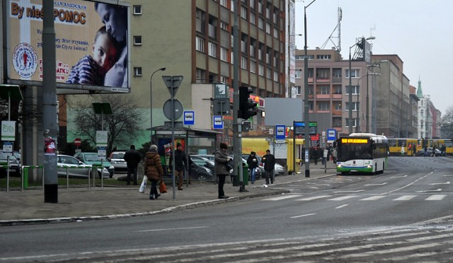 Szczecińskie autobusy komunikacji miejskiej linii 109, 110 oraz pospieszne D i E od poniedziałku wypadają z rozkładów jazdy.