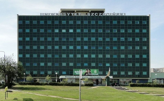 W audycji Rozmowy pod krawatem Robert Winnicki, szef Ruchu Narodowego stwierdził, że ukraińscy studenci nie powinni być w Polsce faworyzowani.