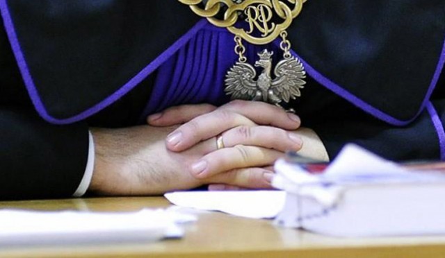 Szczeciński Sąd Administracyjny będzie musiał zbadać przetarg na dostawę wody w Nowogardzie. Tak zdecydował Naczelny Sąd Administracyjny w Warszawie.