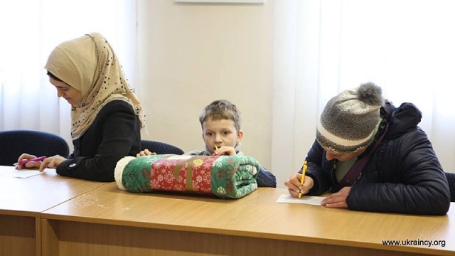 Bez pomocy mogą sobie nie poradzić - tak o uchodźcach ze wschodnich obwodów Ukrainy mówi Jan Syrnyk - szef szczecińskiej wyprawy z pomocą humanitarną, która wróciła właśnie ze Wschodu.