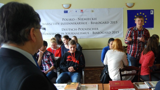 Młodzi Polacy i Niemcy wspólnie szkolili swoje dziennikarskie umiejętności korzystając z programu Unii Europejskiej.